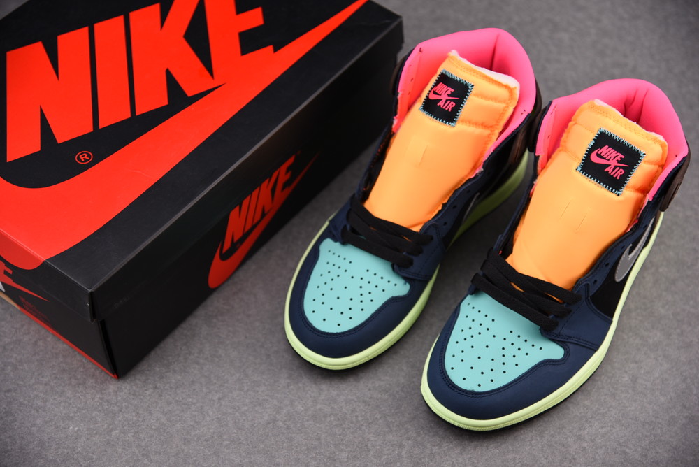 Air Jordan 1 Retro High Tokyo Bio Hack 555088 201